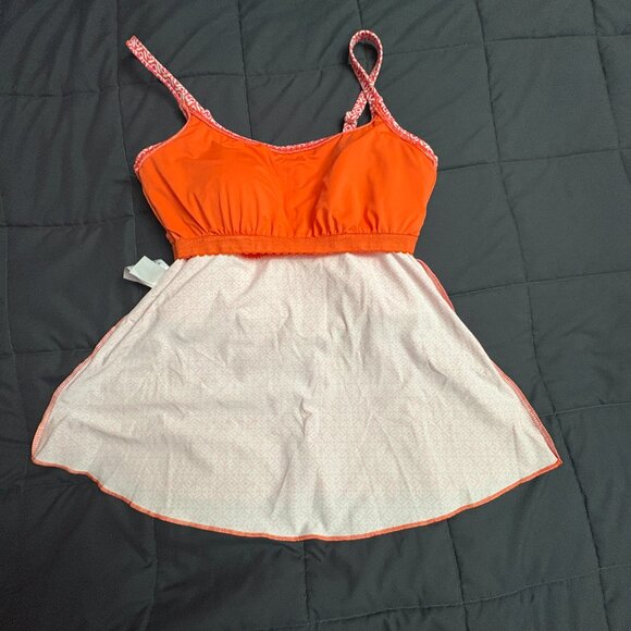 Lands' End Scoop Neck Tiered Tankini Swimsuit Top - Size: XSL - NWT - Picture 6 of 11